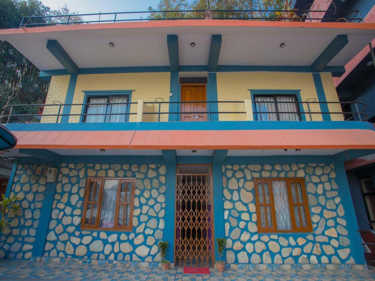 Hotel Fewa Corner & Restro Pokhara Exteriör bild