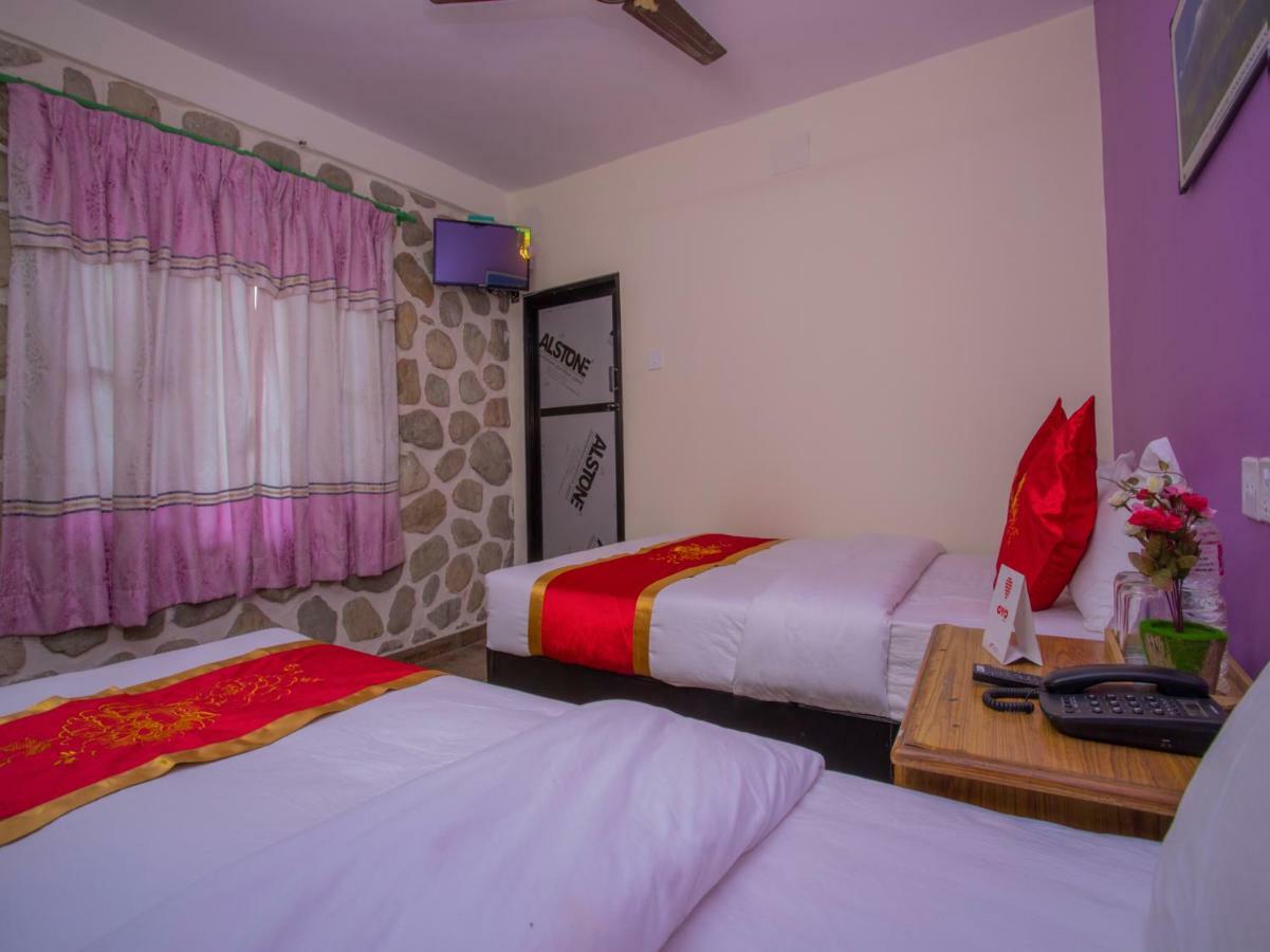 Hotel Fewa Corner & Restro Pokhara Exteriör bild